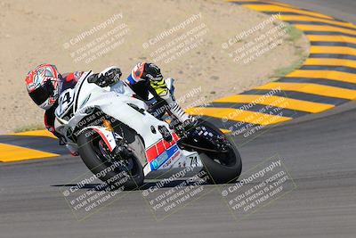 media/Oct-09-2022-SoCal Trackdays (Sun) [[95640aeeb6]]/Turns 9 and 10 (1050am)/